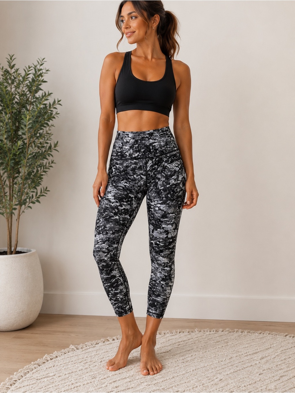 Lululemon High-Rise Printed Leggings | Black & Grey | Size 8
